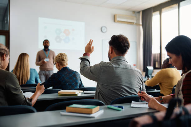 How to Spot Top-Rated Insurance Schools: A Texas Professional's Guide