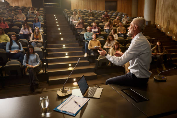 Top 5 Benefits of Choosing a Local Insurance Academy Near Me
